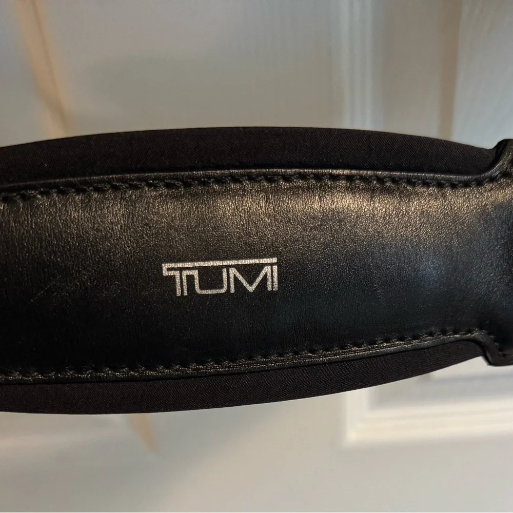 🔥TUMI LUXURY Men’s Black Travel Laptop Briefcase Bag - FEATURES ! EXCELLENT!!